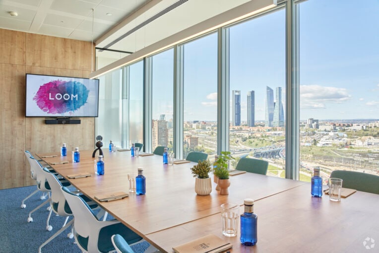 LOOM, Calle Dulce Chacón, 55, Madrid, Madrid for lease Interior Photo- Image 1 of 6