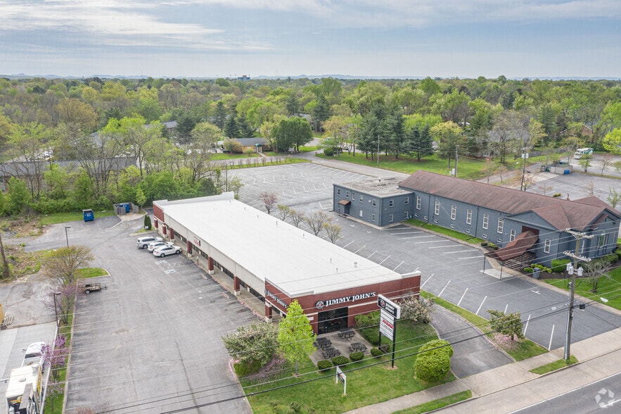 1520 Memorial Blvd, Murfreesboro, TN for lease - Building Photo - Image 3 of 4