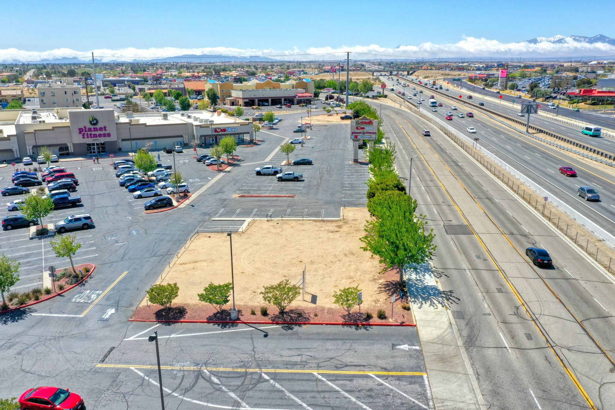 12401 Mariposa Rd, Victorville, CA for lease Aerial- Image 1 of 4