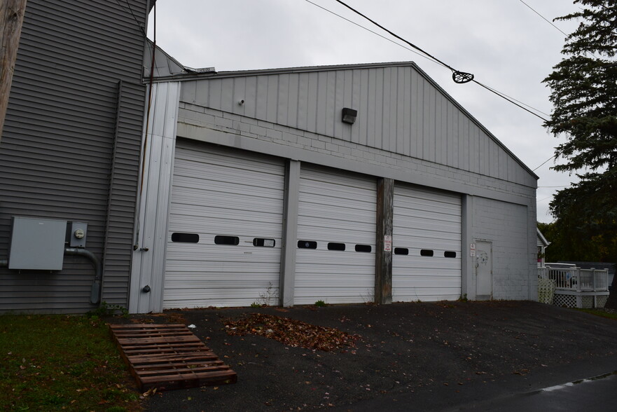 1995 Central Ave, Albany, NY for lease - Building Photo - Image 2 of 13