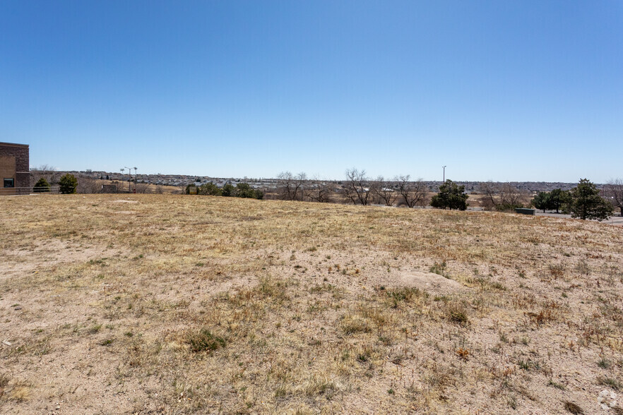 6165 Barnes Rd, Colorado Springs, CO for lease - Primary Photo - Image 1 of 2