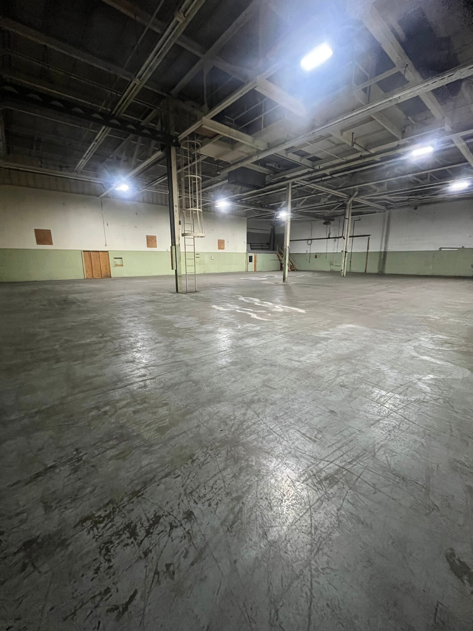 2221 Niagara Falls Blvd, Wheatfield Township, NY for lease Interior Photo- Image 1 of 3