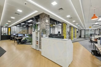 106-108 Rue La Boétie, Paris for lease Building Photo- Image 1 of 11