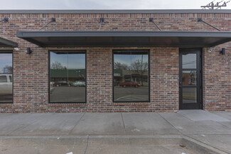 More details for 112 N Broadway St, Moore, OK - Office/Retail for Lease