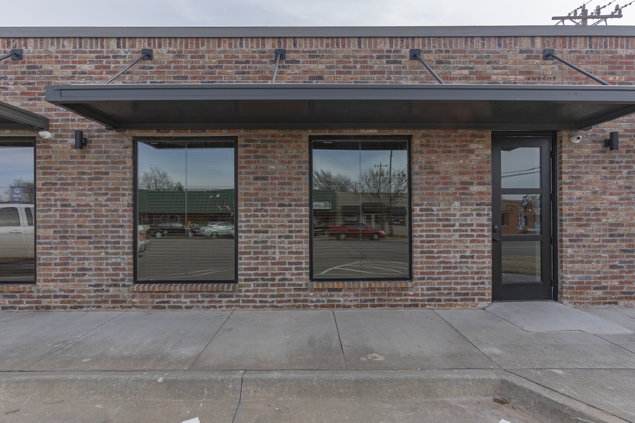 112 N Broadway St, Moore, OK for lease Building Photo- Image 1 of 3