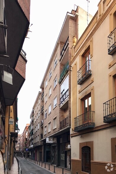 Calle del Sol, 18, Talavera de la Reina, Toledo for lease - Primary Photo - Image 1 of 2