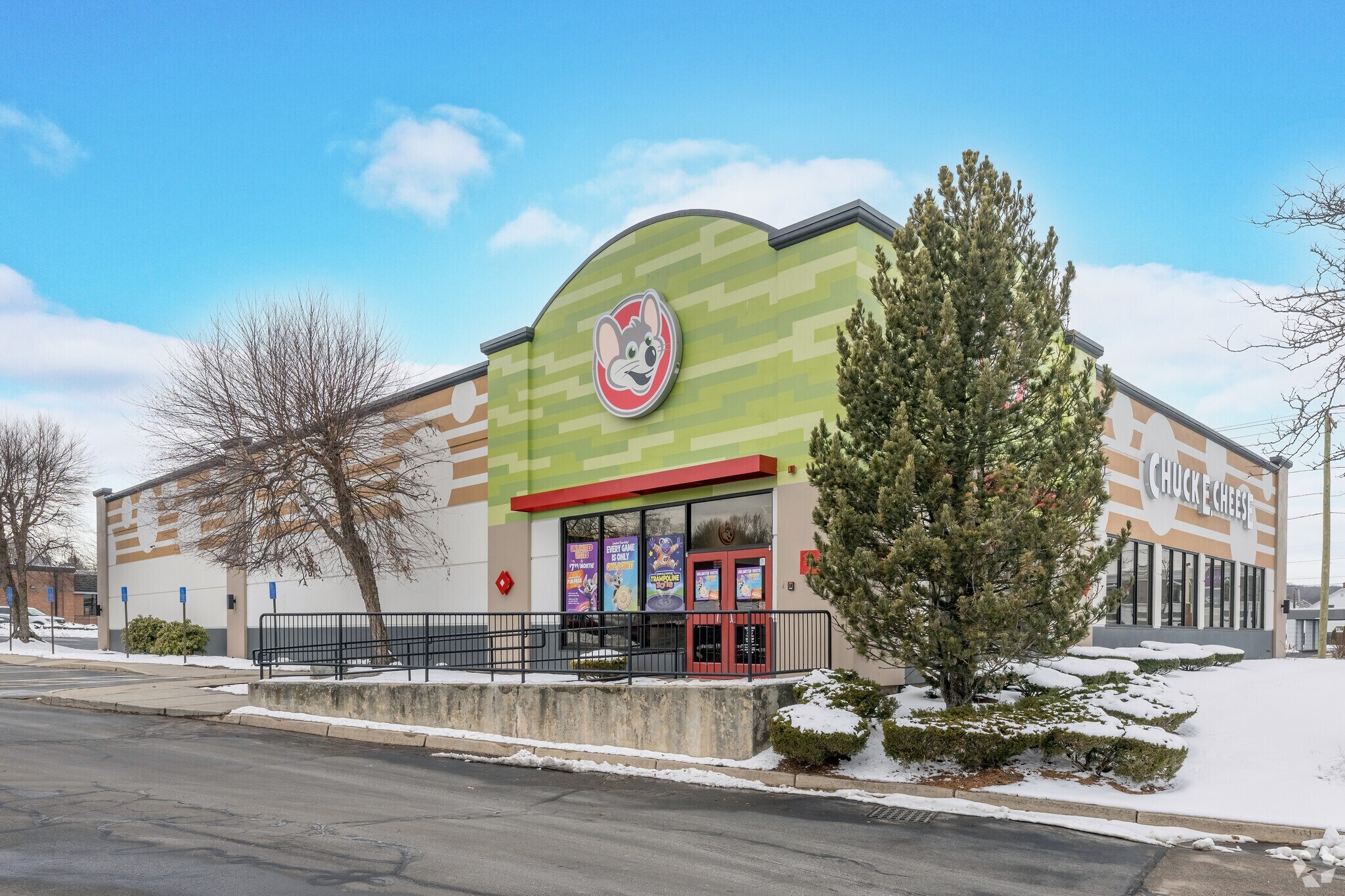 650 Bald Hill Rd, Warwick, RI for sale Primary Photo- Image 1 of 1