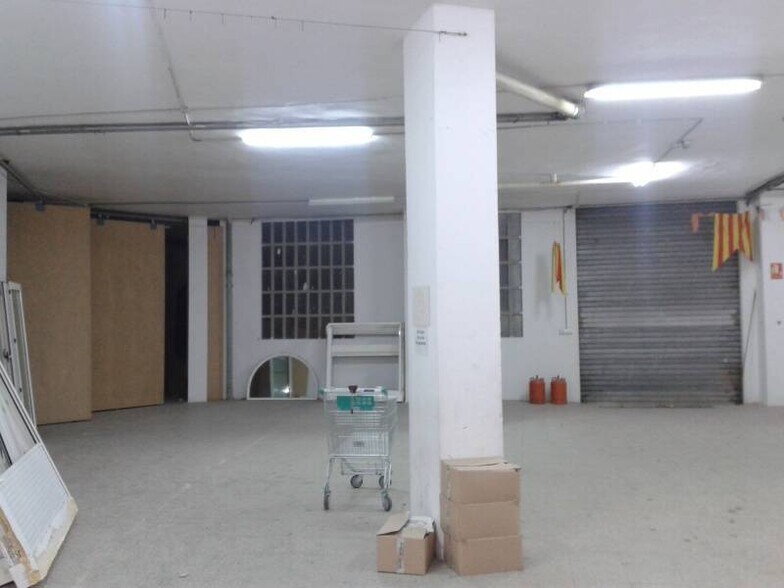 Retail in Ontinyent, Valencia for lease - Building Photo - Image 1 of 4