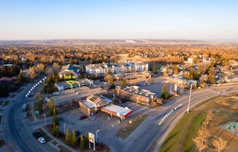 217 Hawksbrow Dr NW, Calgary, AB - AERIAL map view
