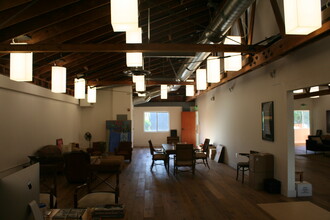 223-231 S Beverly Dr, Beverly Hills, CA for lease Interior Photo- Image 1 of 6