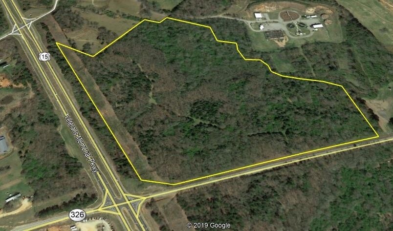 0 Old Carnesville Road Highway 441 & 326, Commerce, GA for sale - Primary Photo - Image 1 of 1