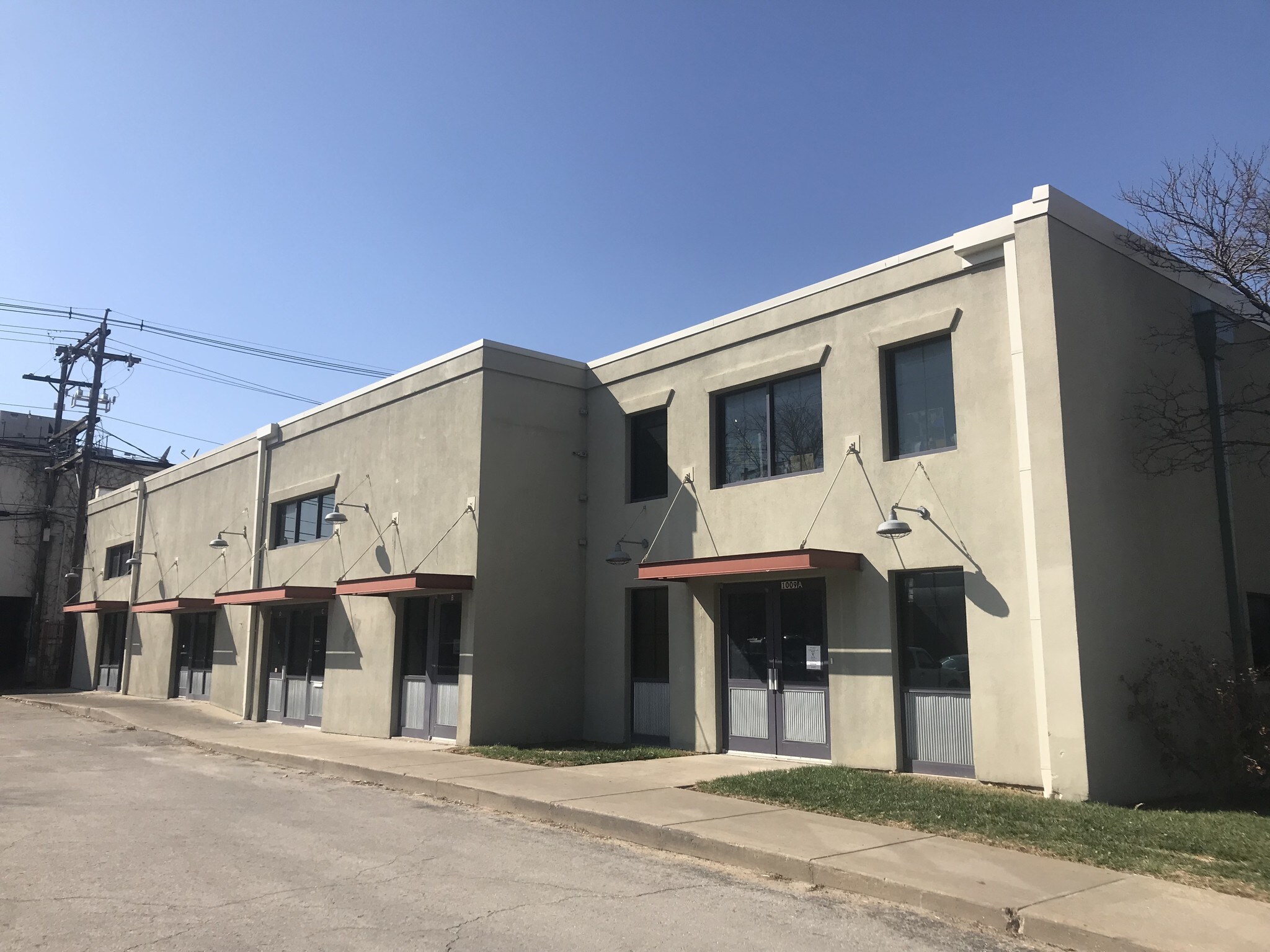 1009 New Hampshire St, Lawrence, KS for sale Building Photo- Image 1 of 1
