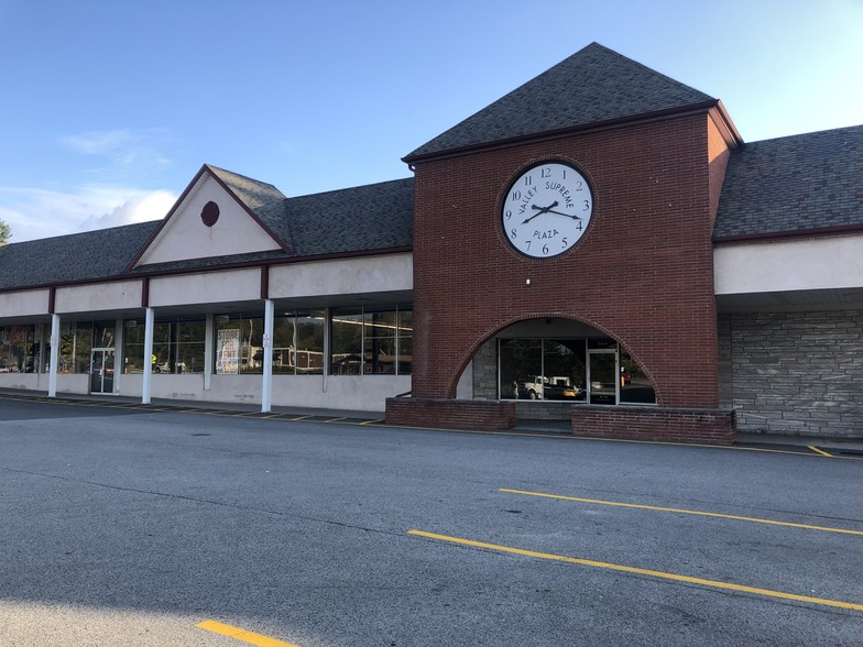 2208-2412 State Route 52, Pine Bush, NY for lease - Building Photo - Image 3 of 16