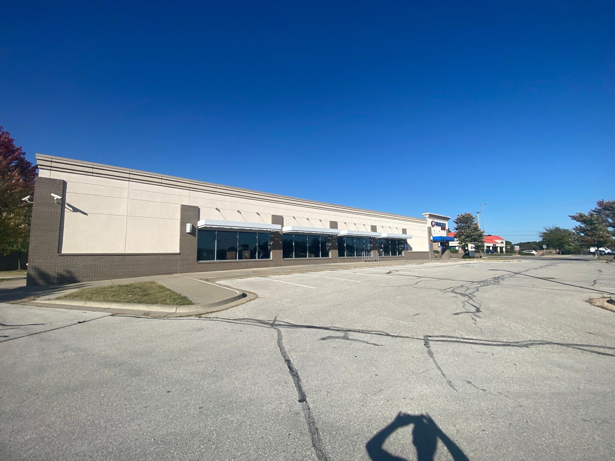 7420 Metcalf Ave, Overland Park, KS for sale Building Photo- Image 1 of 1