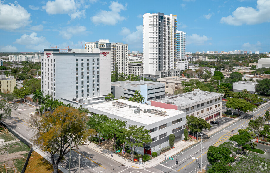 33 NE 2nd St, Fort Lauderdale, FL for lease - Aerial - Image 2 of 8