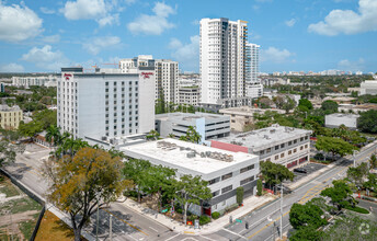 33 NE 2nd St, Fort Lauderdale, FL - aerial  map view