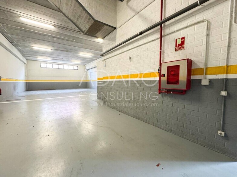 Avenida Real de Pinto, 91-95, Madrid, Madrid for lease - Interior Photo - Image 2 of 8