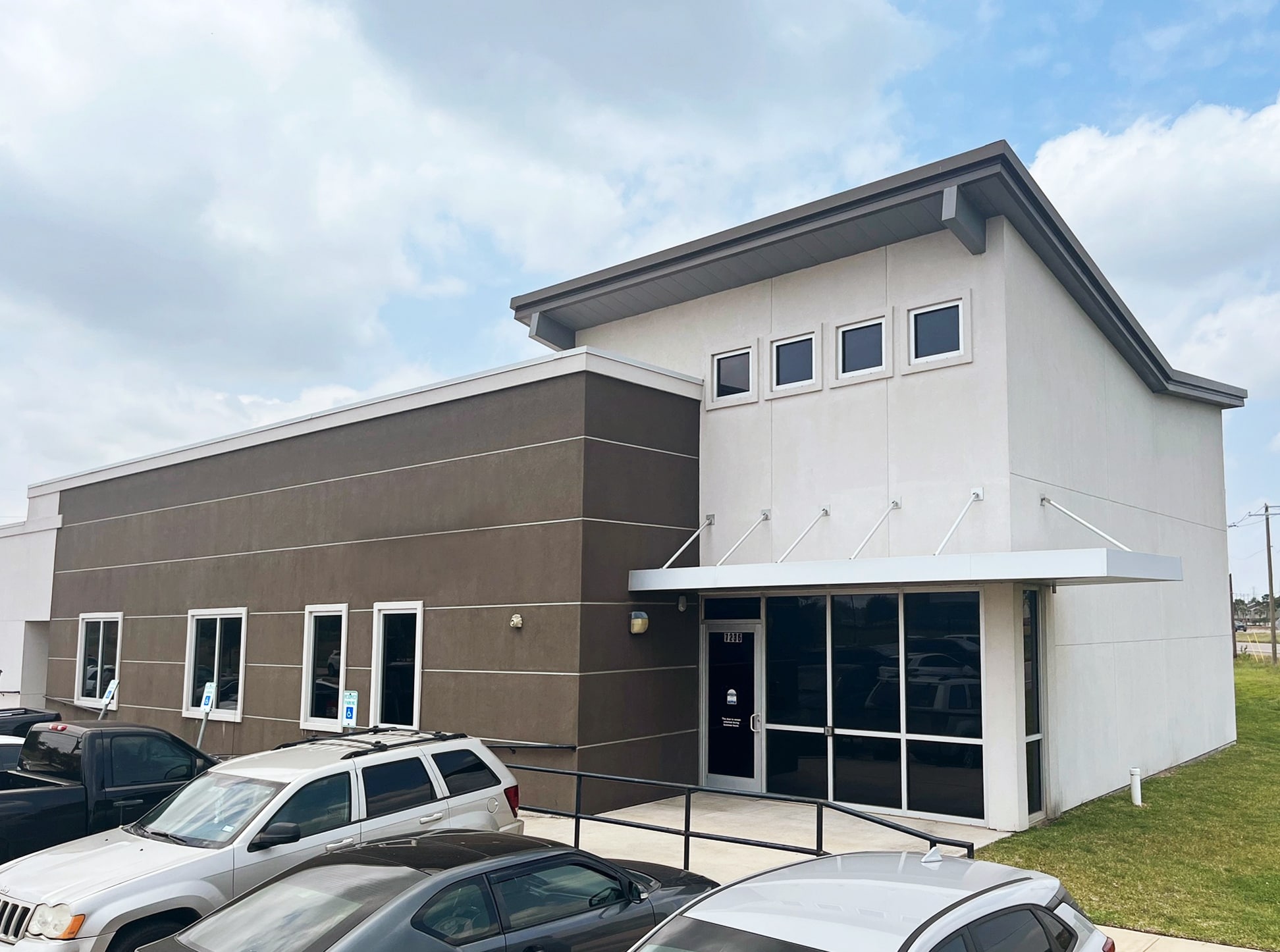 7236 Medical Center Dr, Texas City, TX for lease Primary Photo- Image 1 of 38