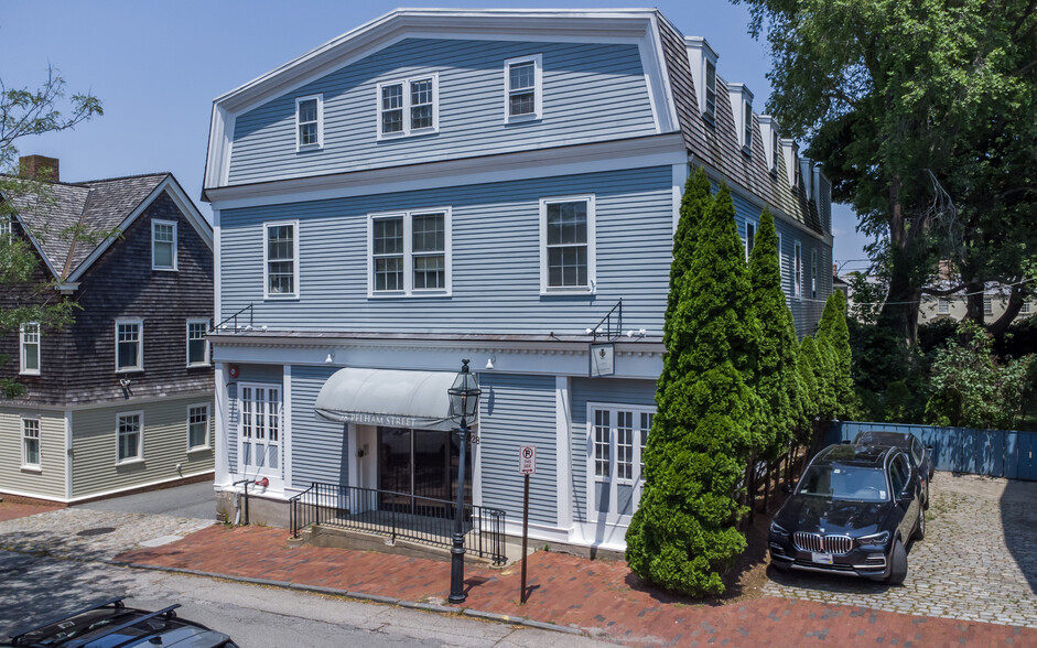 28 Pelham St, Newport, RI for lease - Building Photo - Image 1 of 49