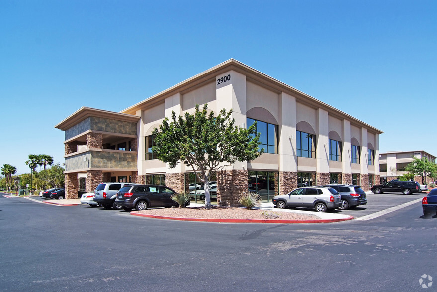 2900 W Horizon Ridge Pky, Henderson, NV for lease - Primary Photo - Image 1 of 9