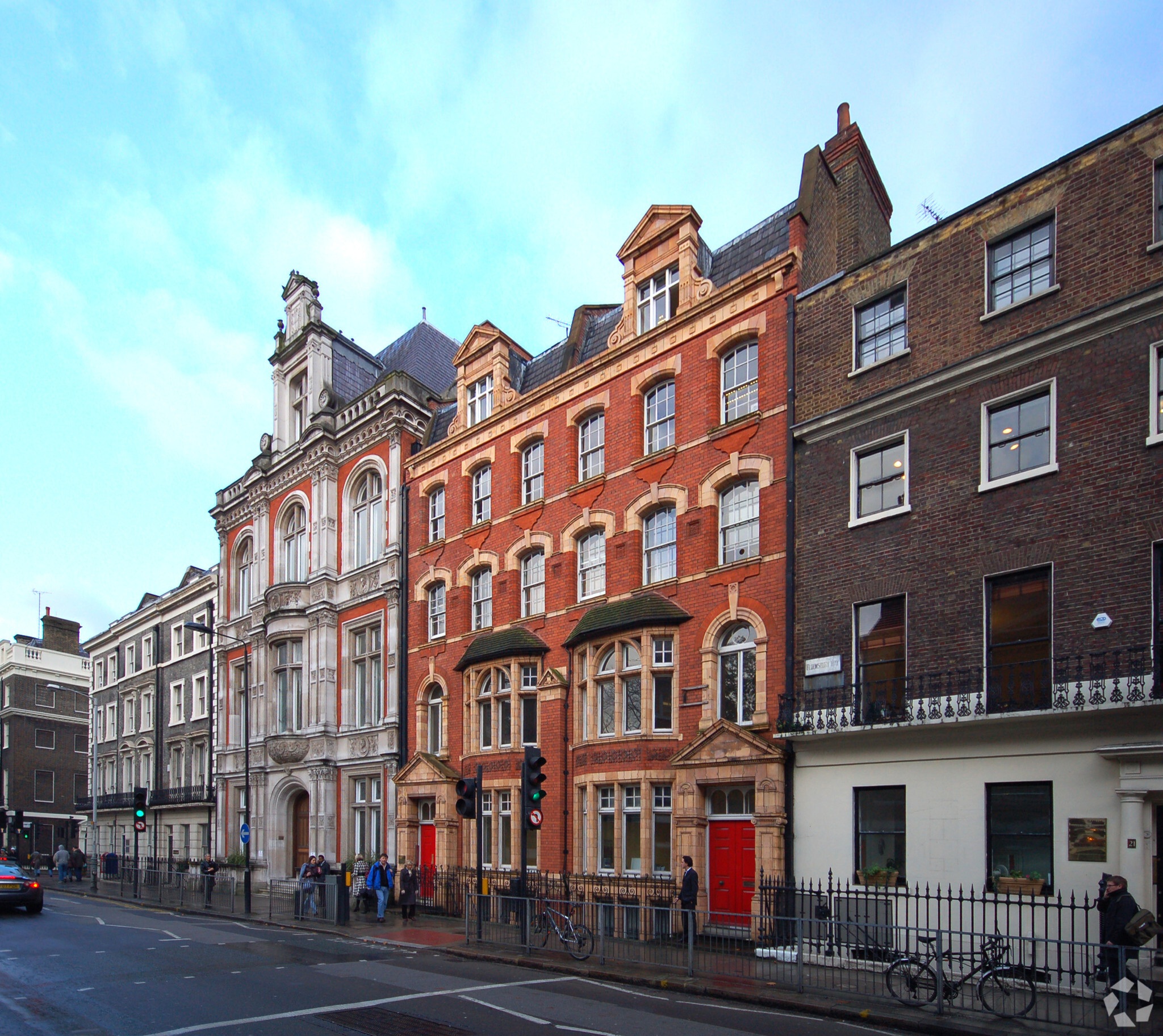 4 Bloomsbury Sq, London for lease Primary Photo- Image 1 of 4