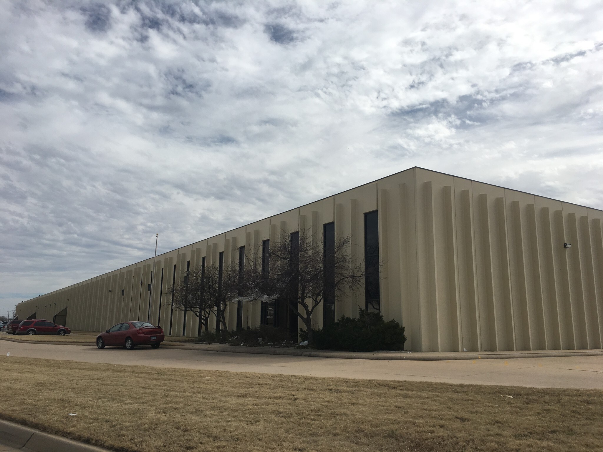 4727 S Emporia, Wichita, KS for lease Building Photo- Image 1 of 5