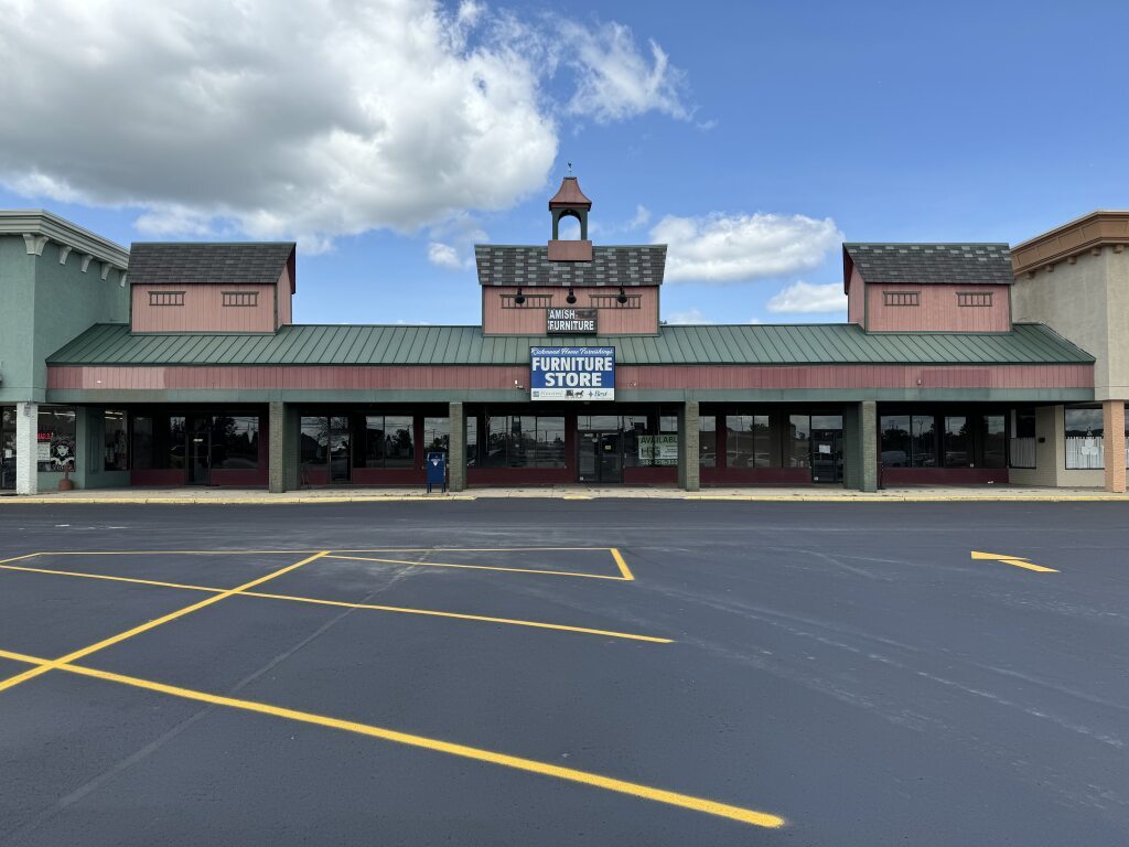 67300-67500 Main St, Richmond, MI for lease Building Photo- Image 1 of 6