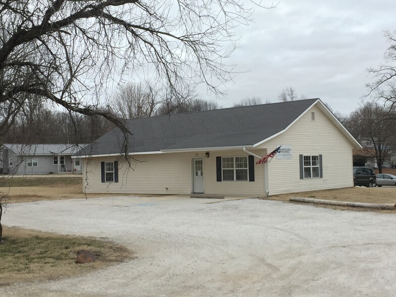 102 E Valley View Dr, Walnut Grove, MO for sale - Building Photo - Image 1 of 1