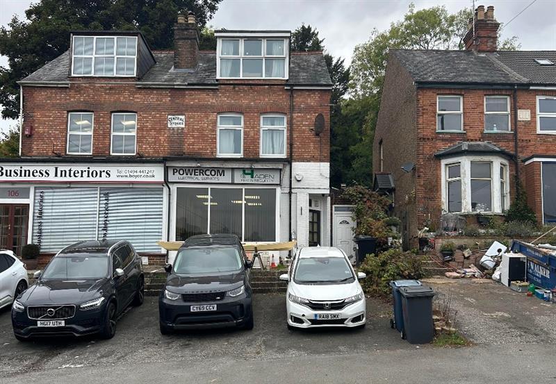 104-106 Chapel Ln, High Wycombe for sale Primary Photo- Image 1 of 1