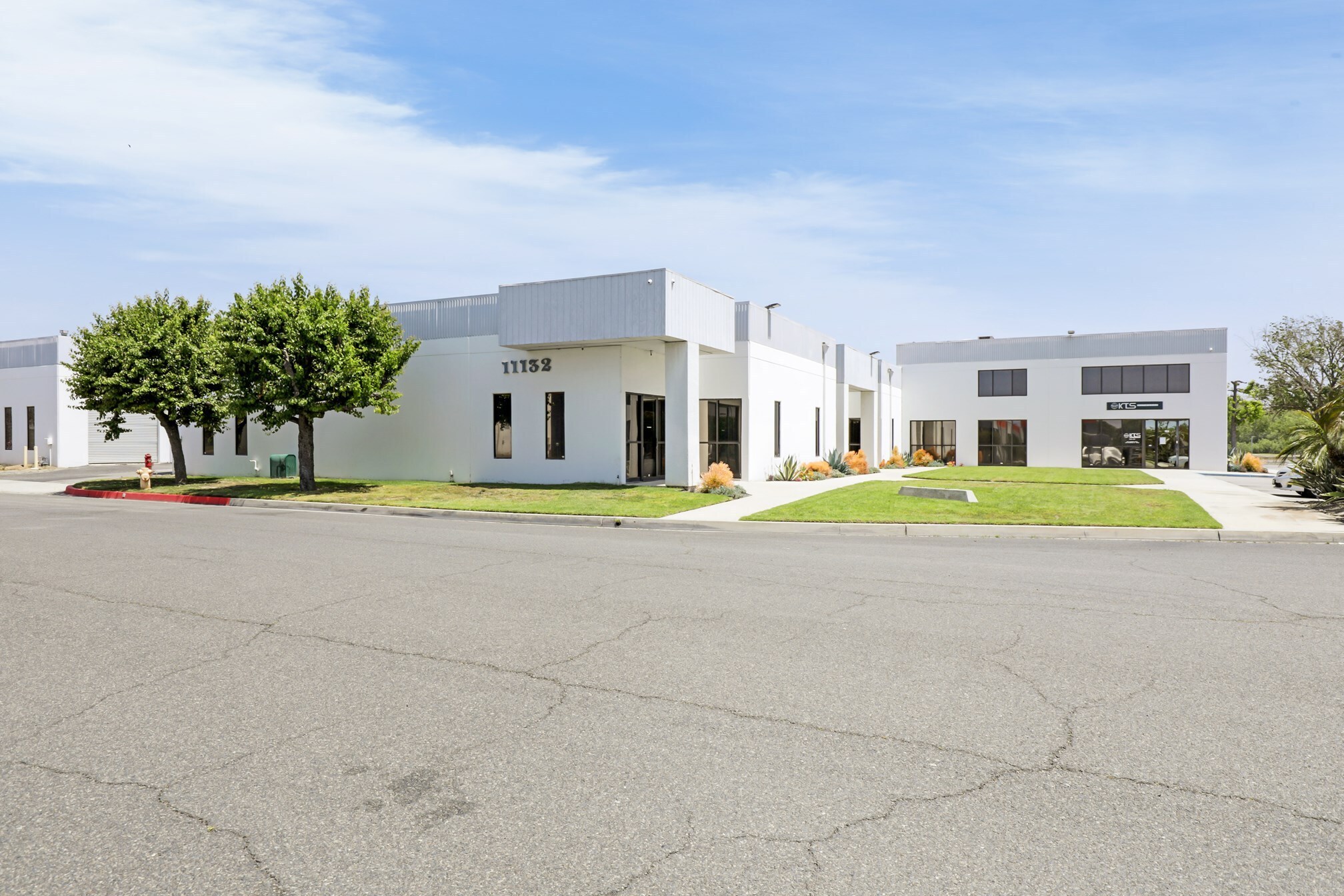 11132 Winners Cir, Los Alamitos, CA for sale Primary Photo- Image 1 of 1