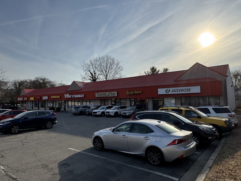 8539 Fort Smallwood Rd, Pasadena, MD for lease - Building Photo - Image 1 of 5