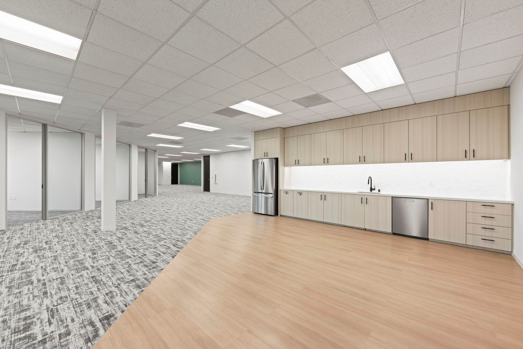 2 Executive Cir, Irvine, CA for lease Interior Photo- Image 1 of 7