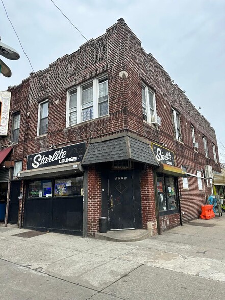 1213 McDonald Ave, Brooklyn, NY for sale - Primary Photo - Image 1 of 1