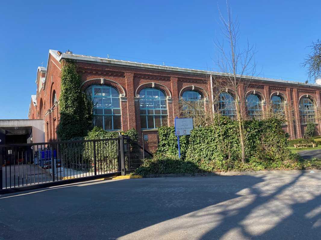 Office in La Madeleine for lease Building Photo- Image 1 of 13