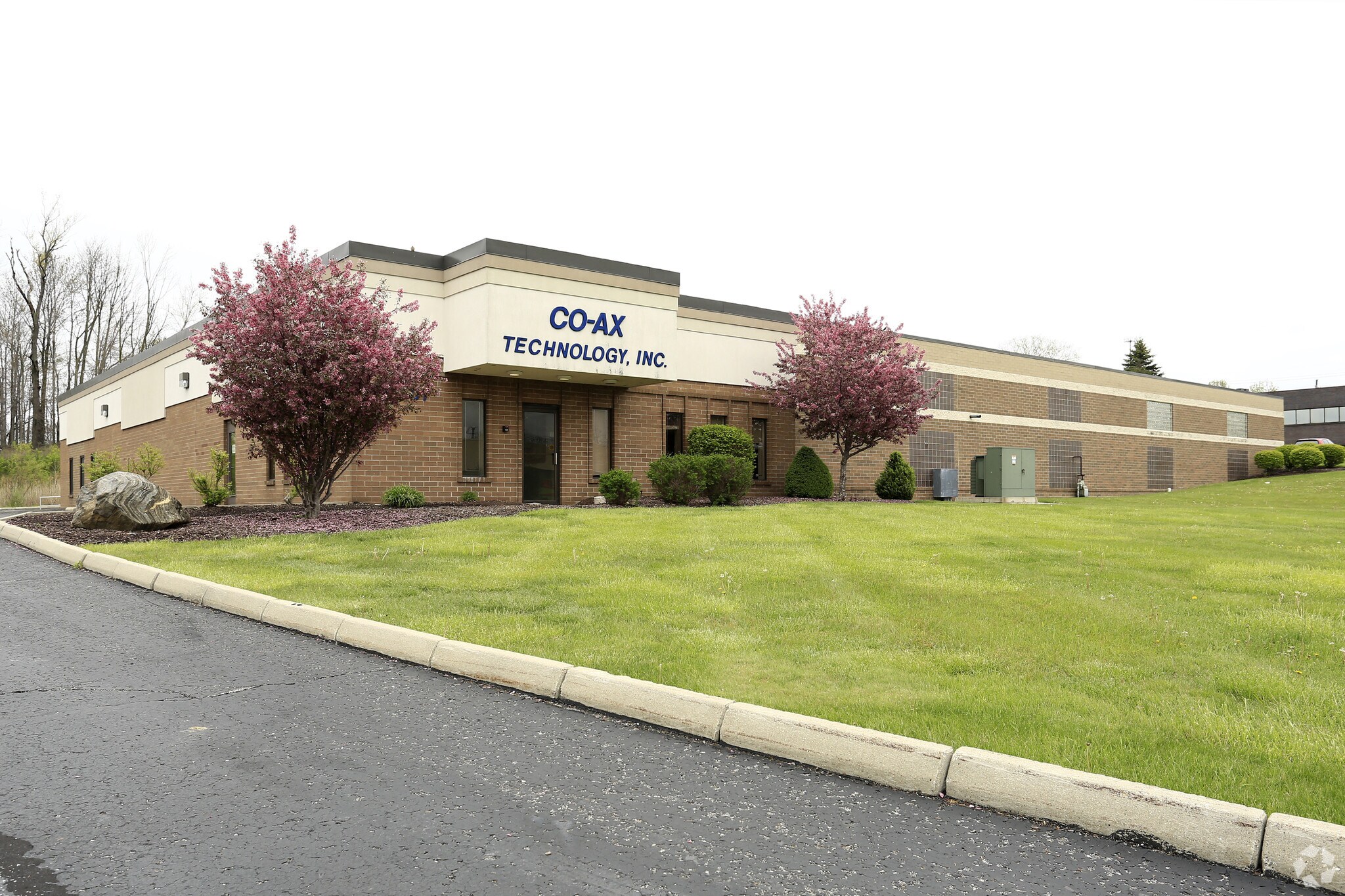 29401 Ambina Dr, Solon, OH for sale Primary Photo- Image 1 of 1