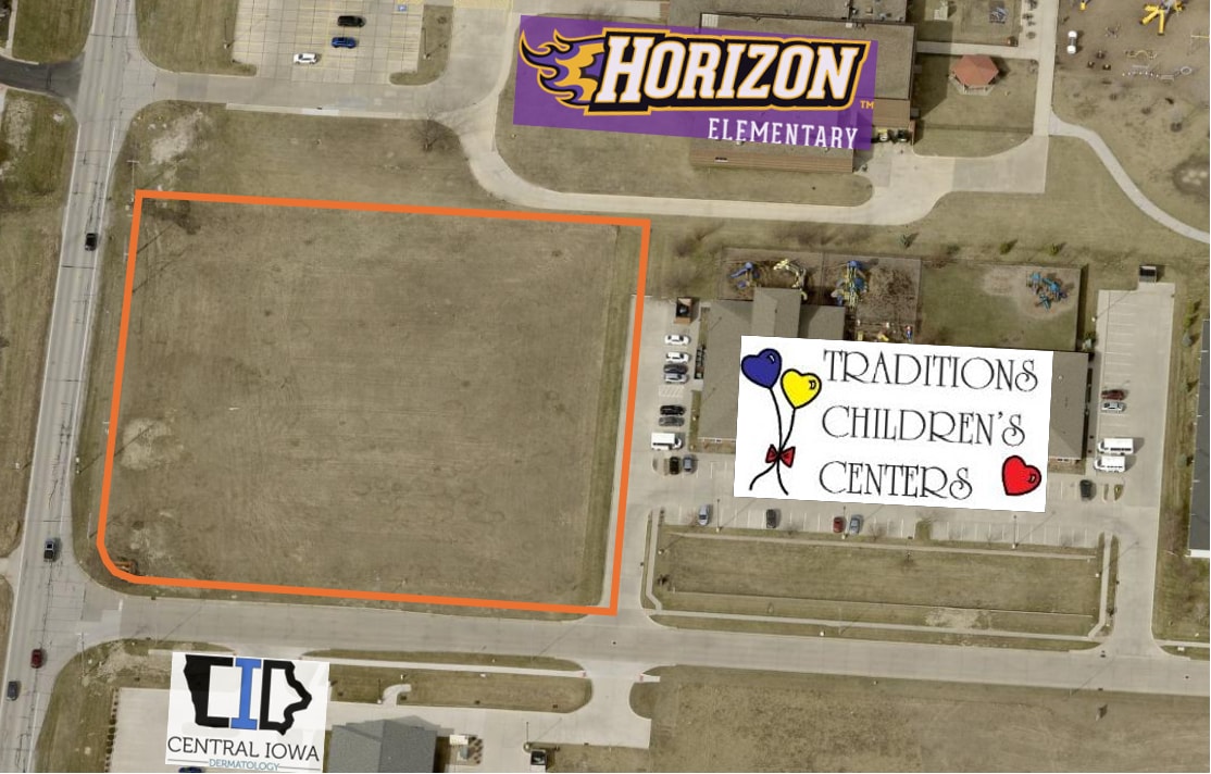 9909 White Oak Lane, Johnston, IA for sale Primary Photo- Image 1 of 4