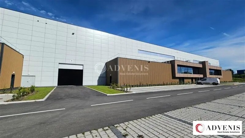 Industrial in Hordain for lease - Building Photo - Image 1 of 8