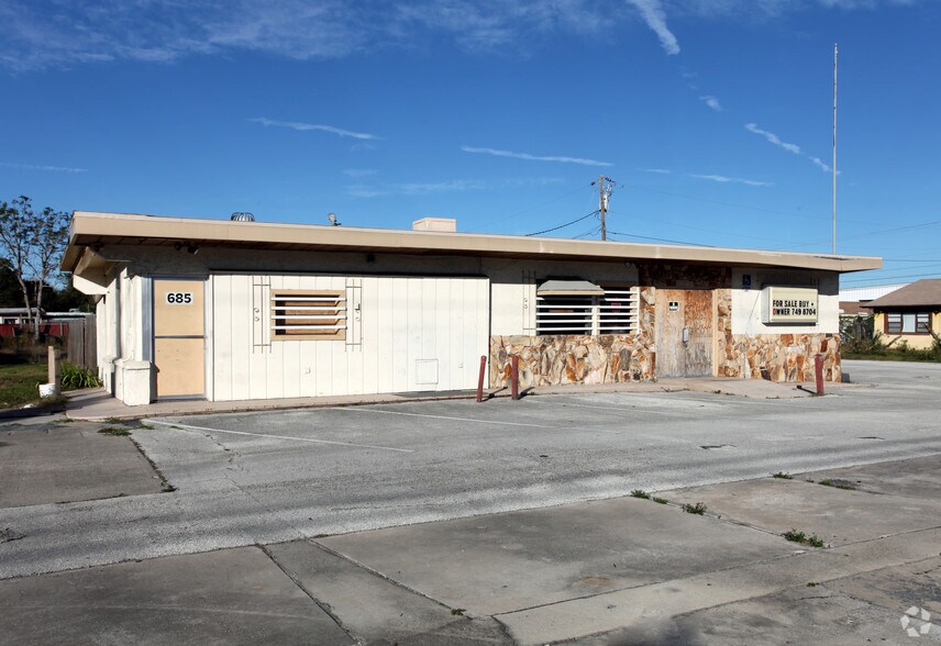 685 Clearlake Rd, Cocoa, FL for sale - Primary Photo - Image 1 of 1