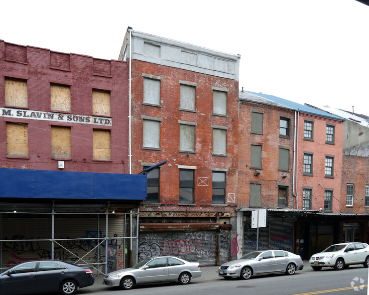 107 South St, New York, NY for sale - Primary Photo - Image 1 of 1