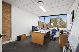 175 Lower Gibbes St, Roseville for lease Interior Photo- Image 2 of 3
