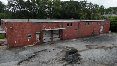 400 Grant Cir SE, Atlanta, GA for lease Building Photo- Image 2 of 3