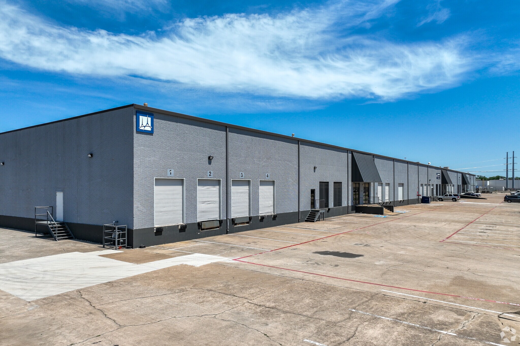 1401-1407 Dunn Dr, Carrollton, TX for sale Primary Photo- Image 1 of 1