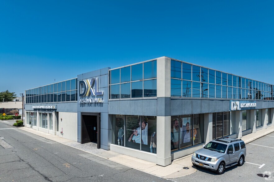 152-160 Glen Cove Rd, Carle Place, NY for sale - Primary Photo - Image 1 of 1