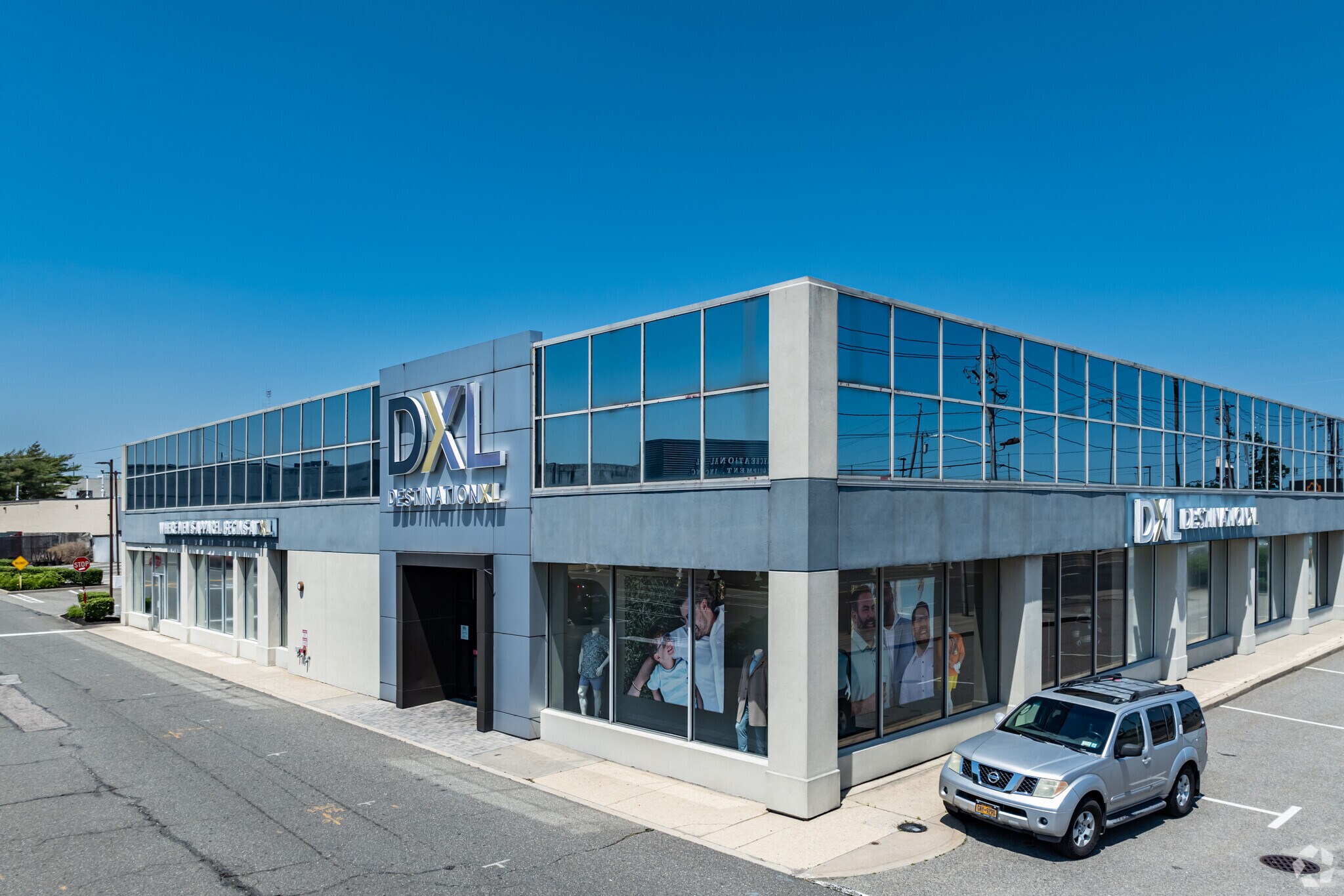 152-160 Glen Cove Rd, Carle Place, NY for sale Primary Photo- Image 1 of 1