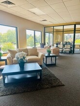 1526 S Commercial St, Neenah, WI for lease Interior Photo- Image 1 of 7