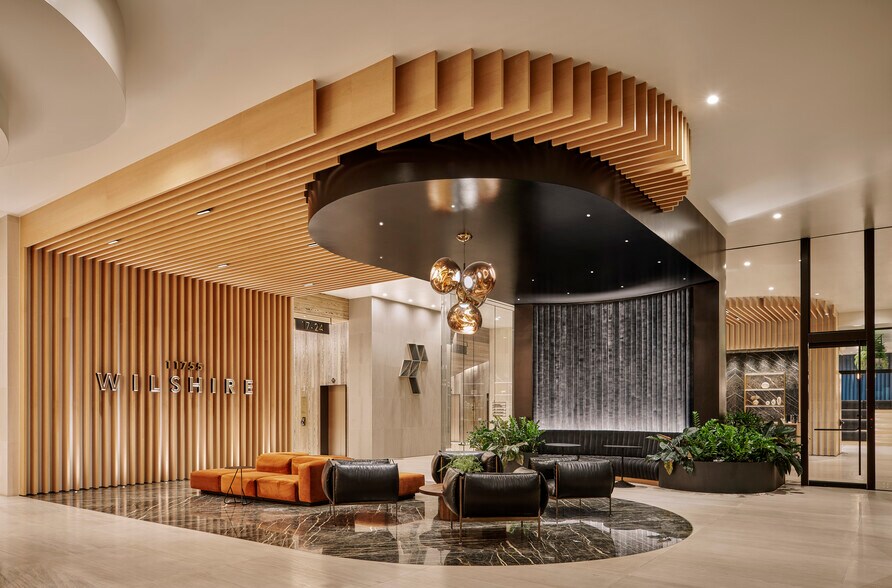 11755 Wilshire Blvd, Los Angeles, CA for lease - Interior Photo - Image 2 of 27