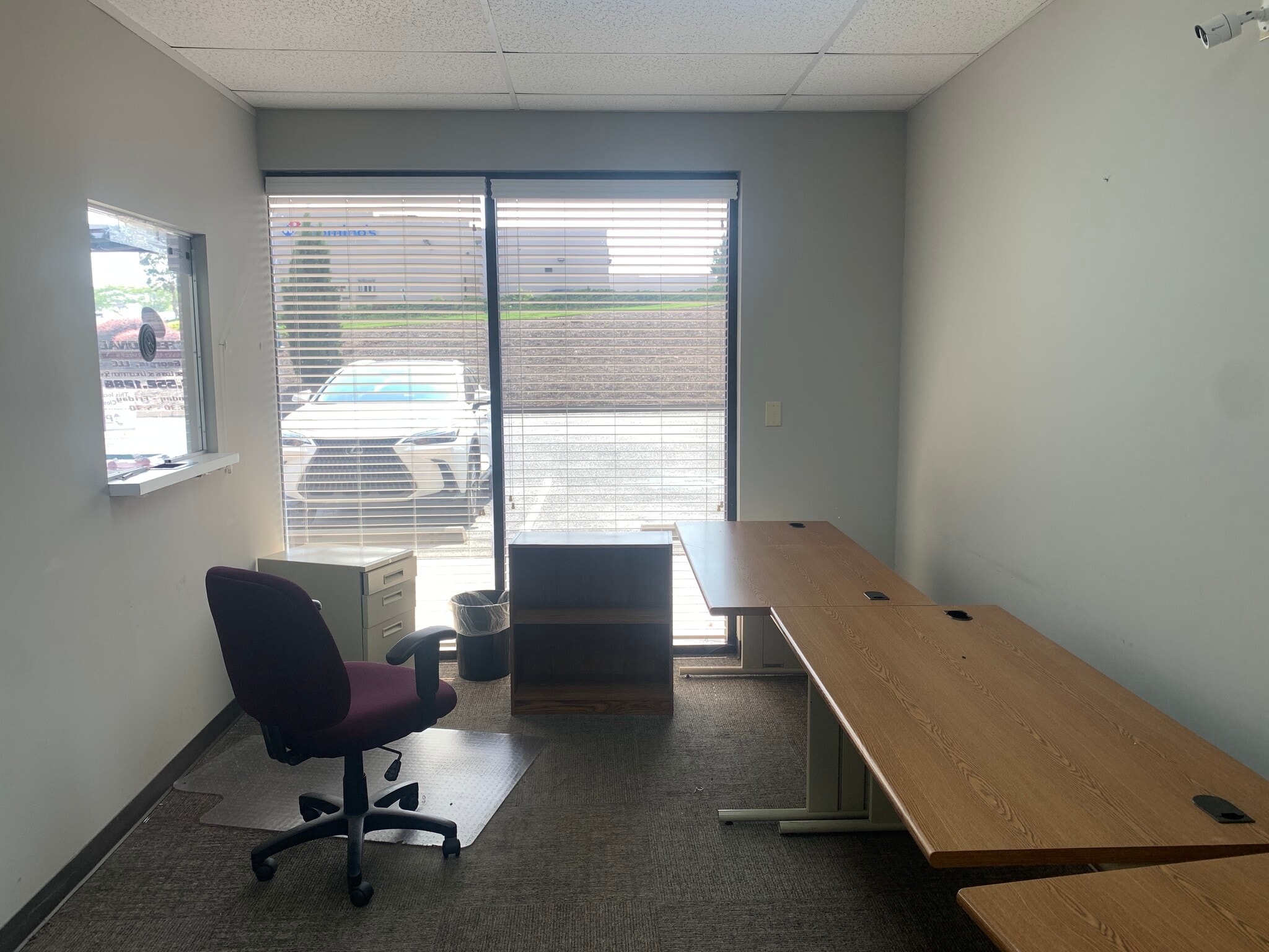 112 W Athens Pky, Athens, GA for lease Interior Photo- Image 1 of 12