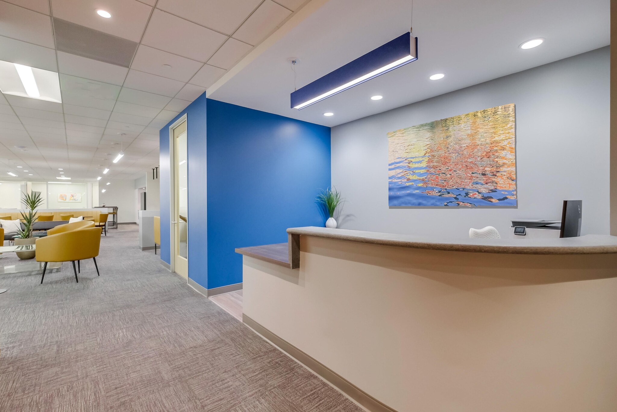 27001 Agoura Rd, Calabasas, CA for lease Interior Photo- Image 1 of 17