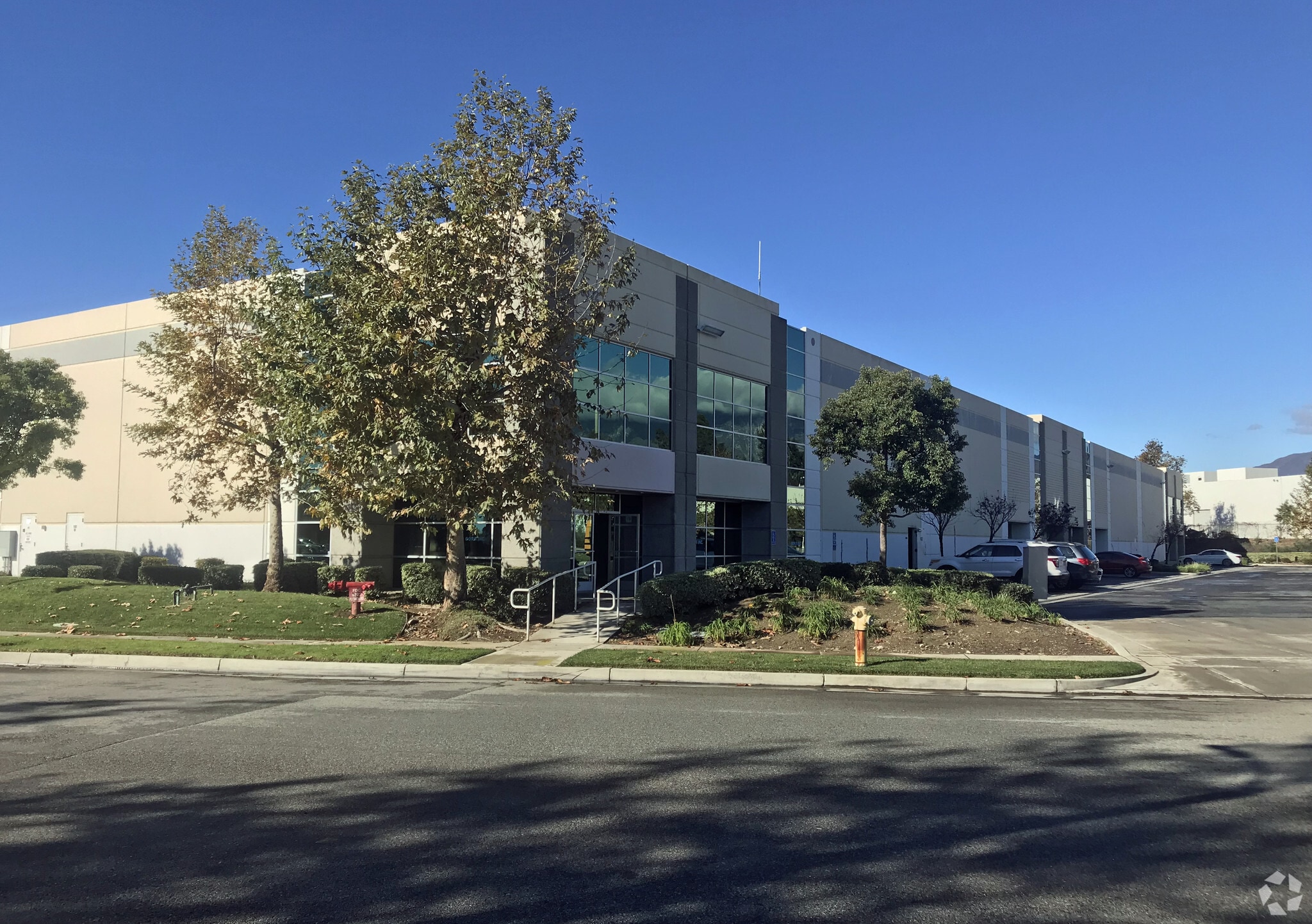 8822 Flower Rd, Rancho Cucamonga, CA for lease Primary Photo- Image 1 of 6