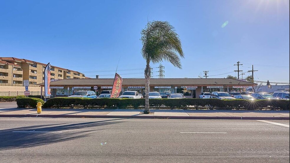 7600-7612 Katella Ave, Stanton, CA for lease - Building Photo - Image 1 of 15